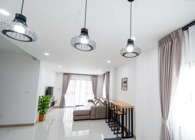 House for Rent in , Hang Dong