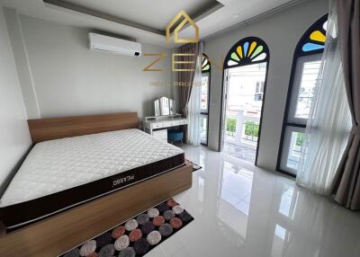 Luxury House 3 Bedrooms in Kohkaew for Rent
