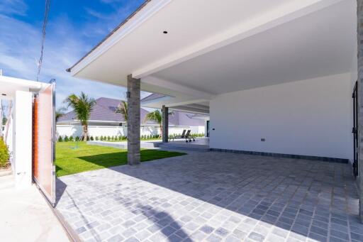 The Clouds 2 – New Development: 4 Bedroom Pool Villa