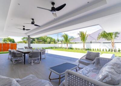 The Clouds 2 – New Development: 4 Bedroom Pool Villa