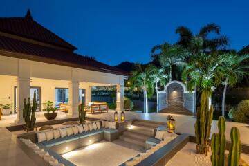 Belvida Estates: 5 Bedroom, Super Luxurious Exclusive Pool Villa for Rent