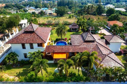 Bali Style Villa on Large Land Plot in Great Location!