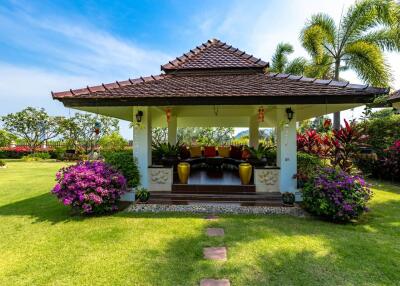 Bali Style Villa on Large Land Plot in Great Location!