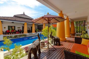 Bali Style Villa on Large Land Plot in Great Location!