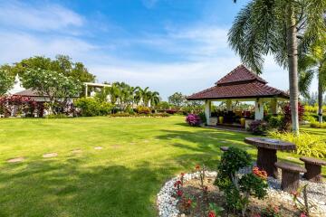 Bali Style Villa on Large Land Plot in Great Location!