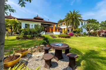 Bali Style Villa on Large Land Plot in Great Location!