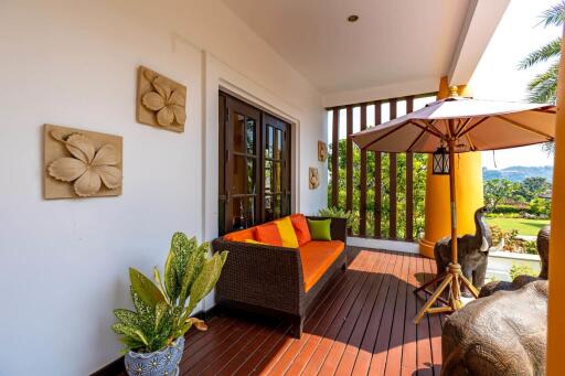 Bali Style Villa on Large Land Plot in Great Location!