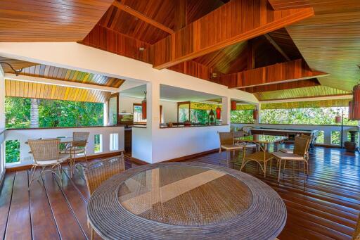 Stunning 5 Bedroom Bali Style Residence