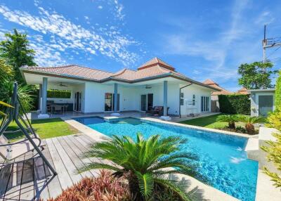 Mali Prestige: 3 Bedroom Pool Villa