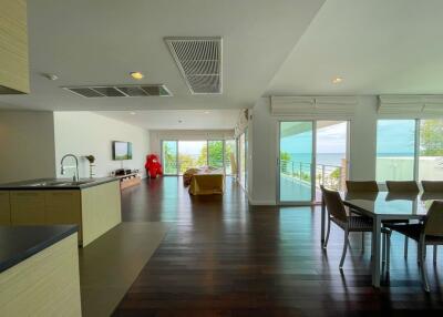 Baan Sandao: 3 Bedroom Penthouse Condo