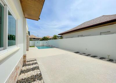 Orchid Paradise Homes: Nice 3 Bedroom Pool Villa