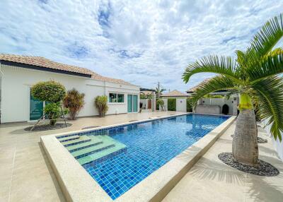 Orchid Paradise Homes: 4 Bedroom Pool Villa