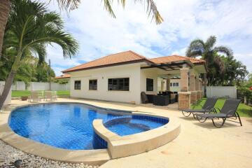 Orchid Paradise Homes: 3 Bedroom Pool Villa