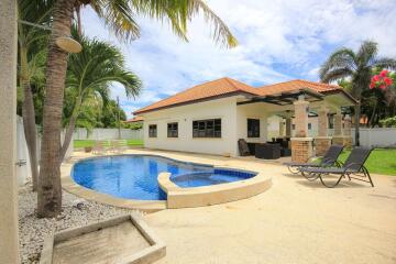 Orchid Paradise Homes: 3 Bedroom Pool Villa