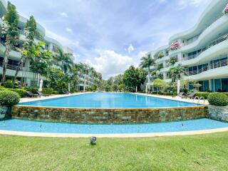 Baan Chai Talay: Large 2 Bedroom Condo