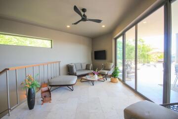 Hua Hin Horizon: 5 Bed Pool Villa