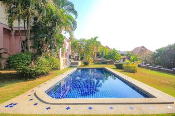 Emerald Heights: 3 Bedroom Pool Villa