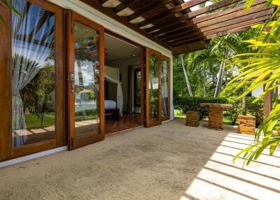 Stunning 9 Bed Villa on Palm Hills