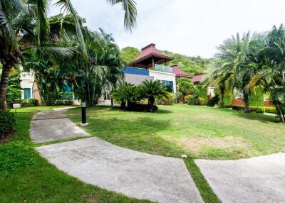 7 Bedroom Sea View Pool Villa