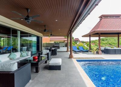 7 Bedroom Sea View Pool Villa