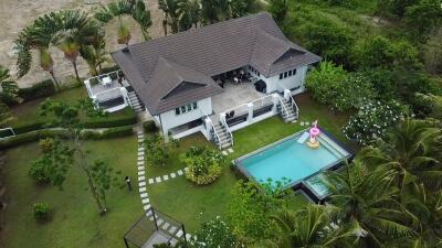 4 Bedroom Pool Villa on Large Land Plot