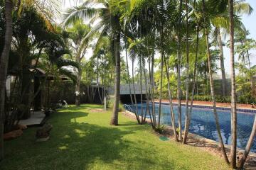 Blue Lagoon: Luxury 4 Bedroom Villa