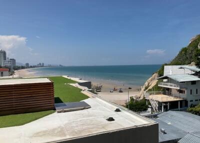 Veranda Residence: Stunning 3 Bed Condo with Sea View