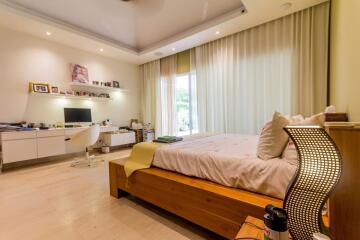 Baan Ing Phu: Luxury 3 Bedroom Pool Villa