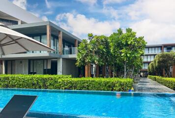 Baan Sumranlom: 2 Bedroom Beachfront Condo