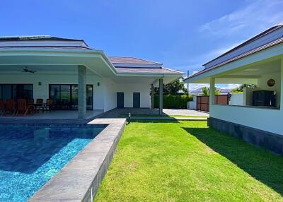 The Clouds: 3 Bedroom Pool Villa