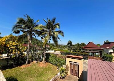 Panorama Khao Tao: Bali Style 3 Bedroom Pool Villa