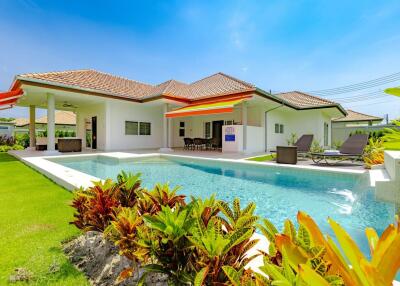 Mali Signature: Well Presented 4 Bedroom Pool Villa