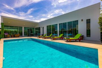 Phu Montra K-Haad: 4 Bed Pool Villa