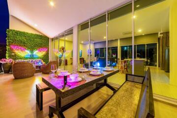 Phu Montra K-Haad: 4 Bed Pool Villa