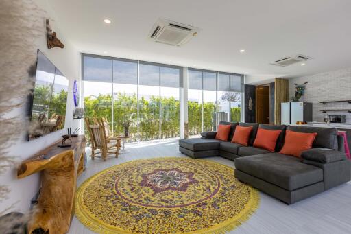 Phu Montra K-Haad: 4 Bed Pool Villa