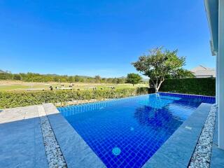 Black Mountain: 3 Bedroom Pool Villa