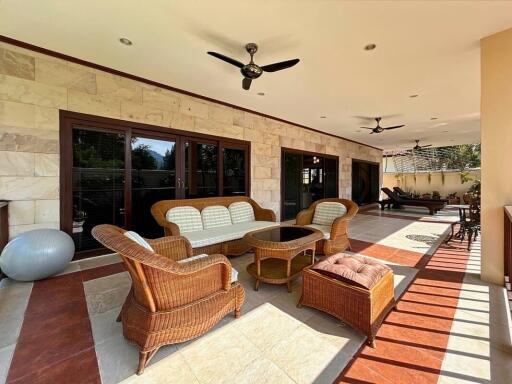 Crystal View: 3 Bedroom Pool Villa