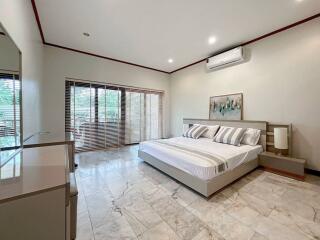 Crystal View: 3 Bedroom Pool Villa