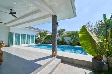 Aria 2: Pool Villa with 3 Bedrooms