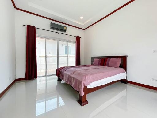 Nice Breeze 6: 3 Bedroom Pool Villa