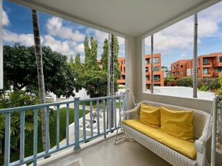 Chelona: 2 Bed Pool View Condo