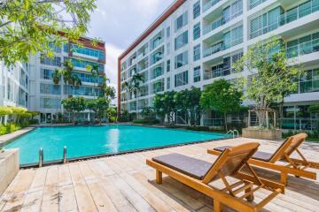 The Breeze: Modern 2 Bed Condo