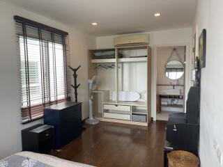 Seacraze: 2 Bedroom Condo