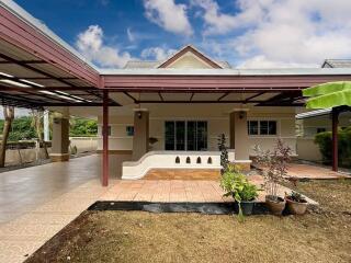 Emerald Green: 3 Bedroom Pool