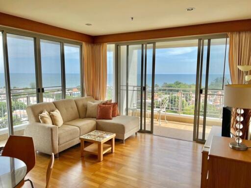 Boathouse: 1 Bedroom Sea View Condo