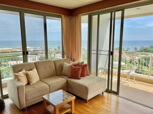 Boathouse: 1 Bedroom Sea View Condo