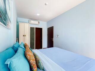 Baan View Viman: 2 Bed Pool Access Condo