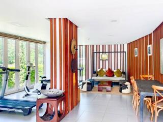 Baan View Viman: 2 Bed Pool Access Condo