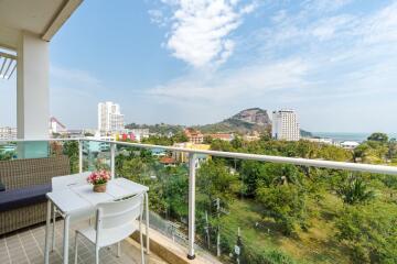 The Breeze: 3 Bedroom Penthouse