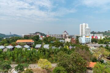 The Breeze: 3 Bedroom Penthouse